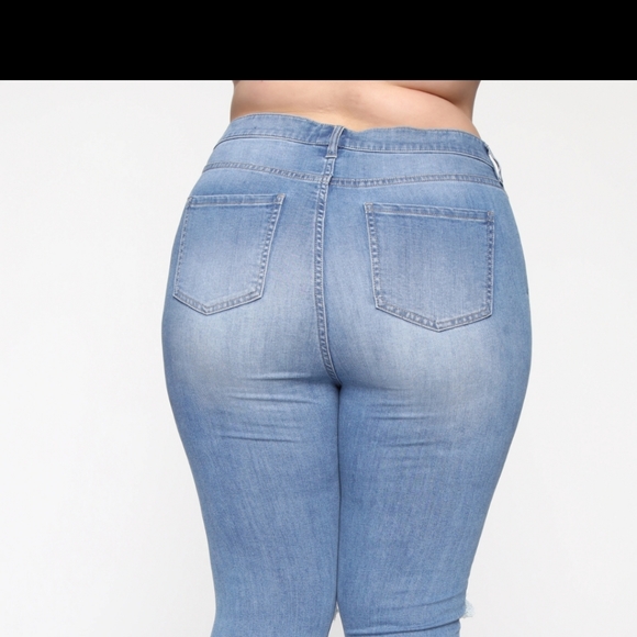 Mid Rise Bootcut Jean - Picture 3 of 4